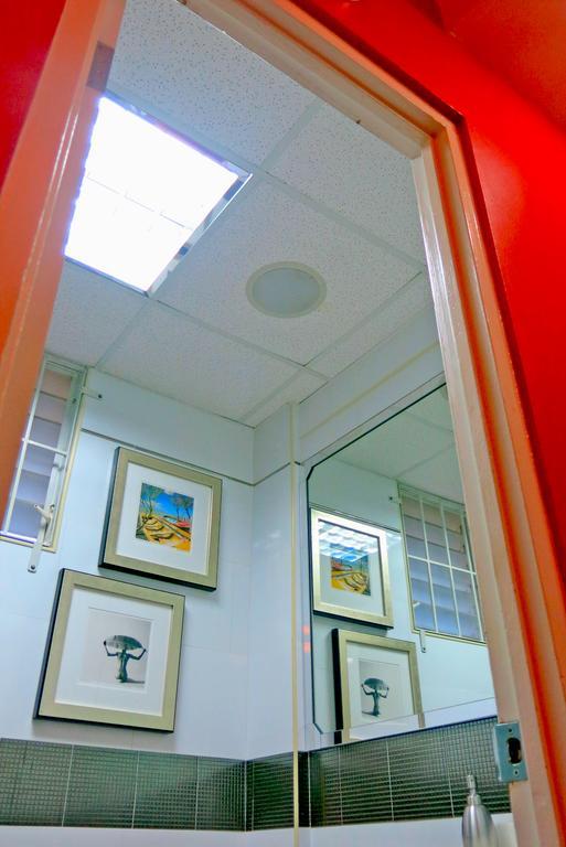 Choose To Be Happy At Seymour # 9 And #16 - Studio Apartments Kingston Kamer foto