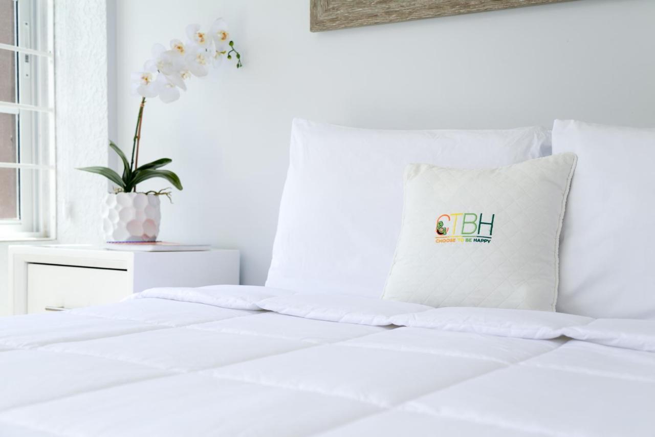 Choose To Be Happy At Seymour # 9 And #16 - Studio Apartments Kingston Buitenkant foto