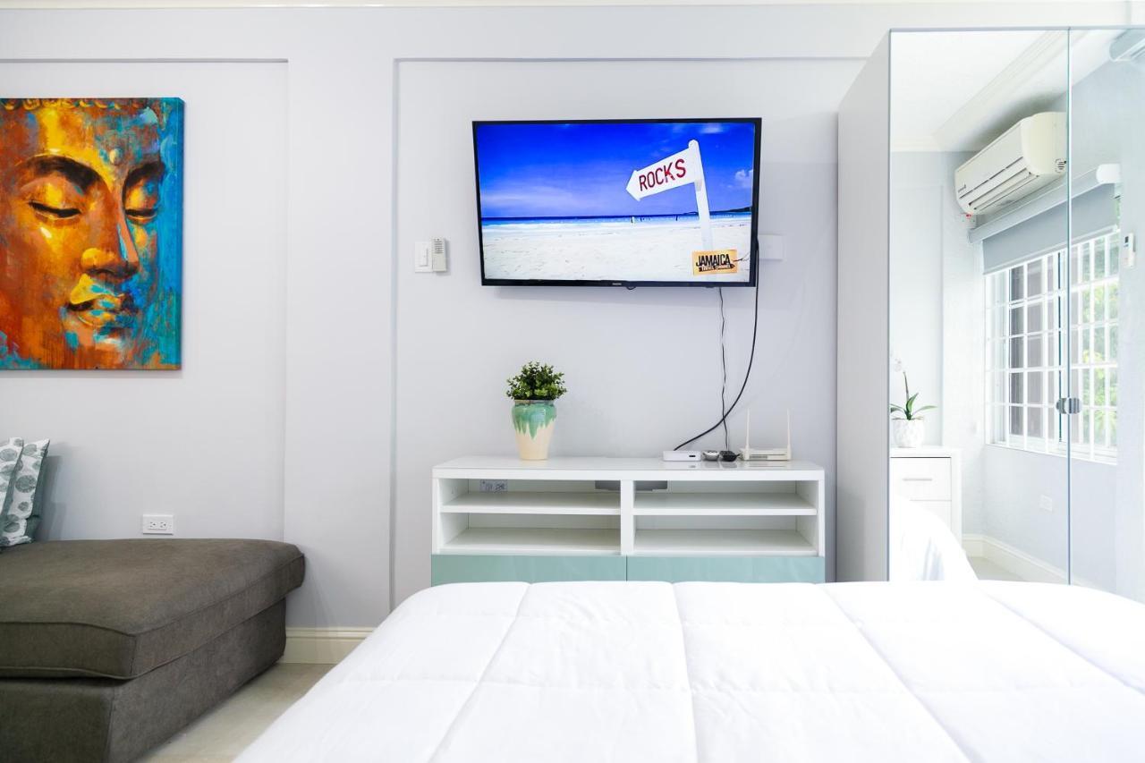 Choose To Be Happy At Seymour # 9 And #16 - Studio Apartments Kingston Buitenkant foto
